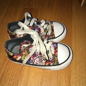 Converse multiple colors